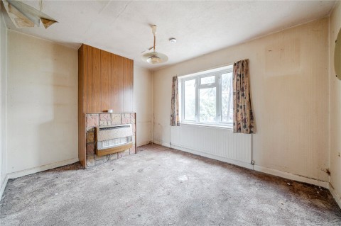 Click the photo for more details of Felix Road, Walton-On-Thames, Surrey