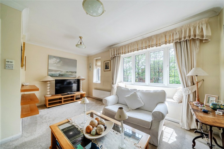 Images for Gainsborough Court, Walton-On-Thames, Surrey