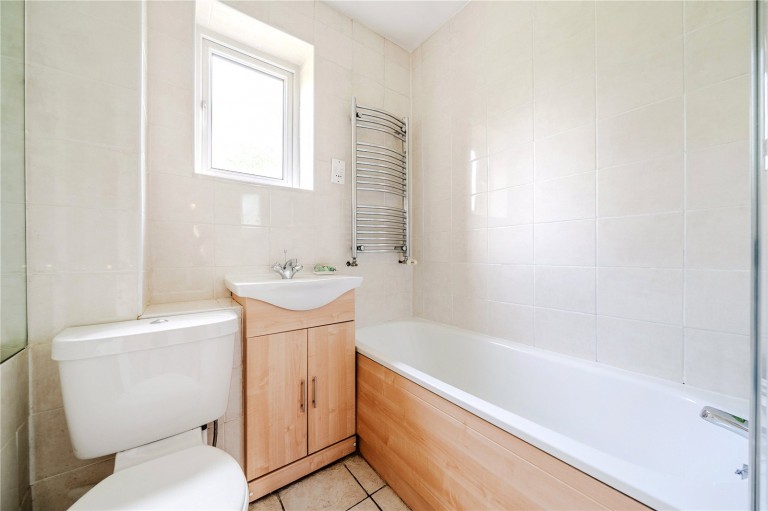 Images for Gainsborough Court, Walton-On-Thames, Surrey