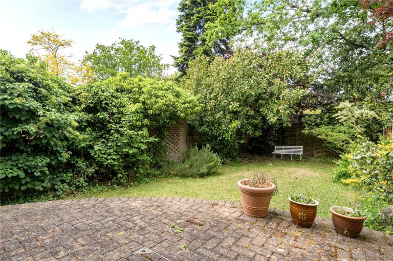 Images for Gainsborough Court, Walton-On-Thames, Surrey
