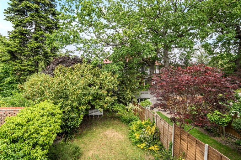 Images for Gainsborough Court, Walton-On-Thames, Surrey