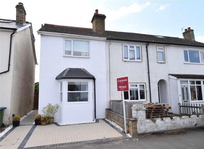 Click the photo for more details of Cambridge Road, Walton-On-Thames, Surrey