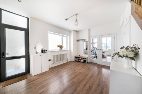 Click the photo for more details of Cambridge Road, Walton-On-Thames, Surrey
