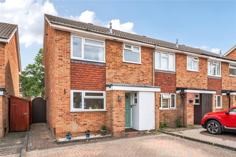 Click the photo for more details of Egmont Road, Walton-On-Thames, Surrey