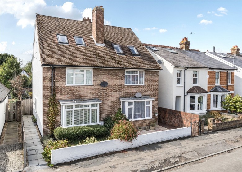 Click the photo for more details of Dale Road, Walton-On-Thames, Surrey