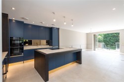 Images for Leigh Court Close, Cobham, Surrey