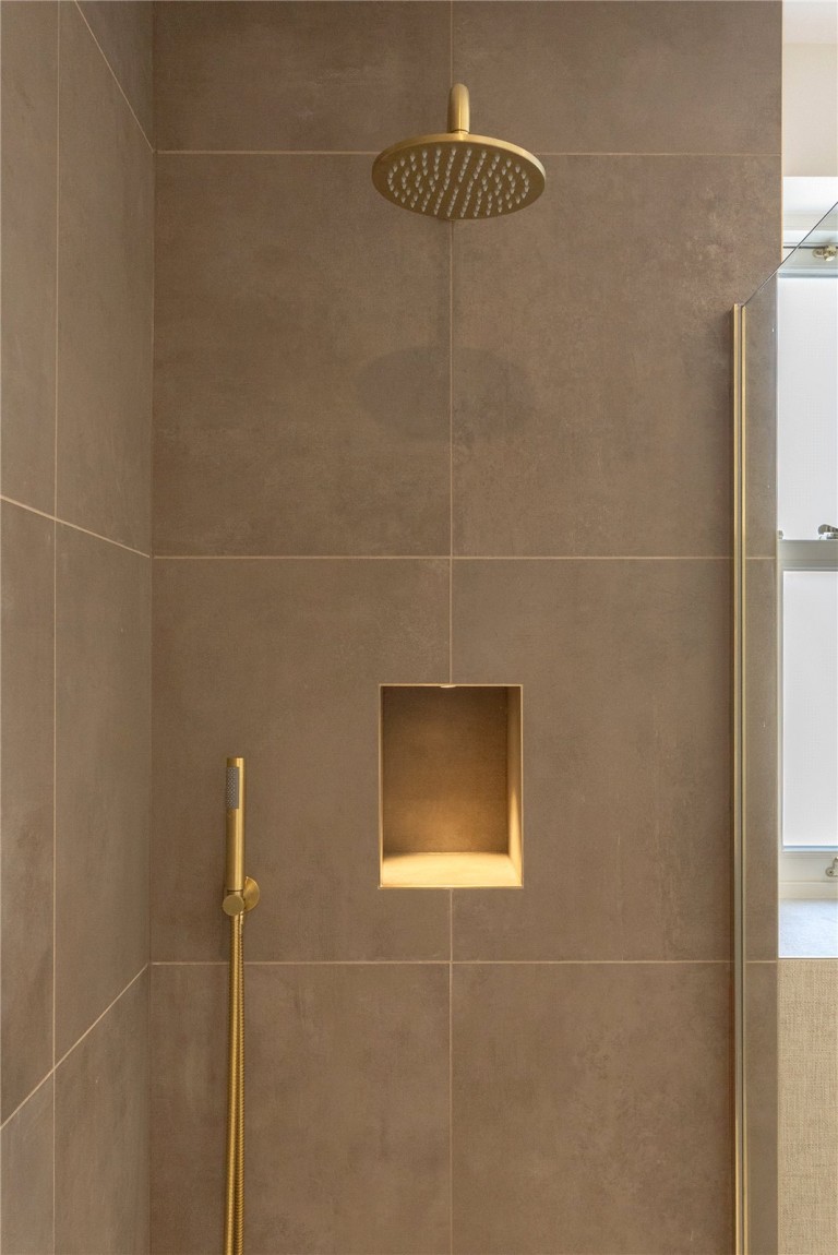 Images for Leigh Court Close, Cobham, Surrey