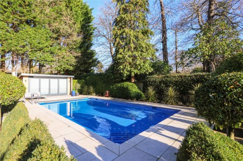 Click the photo for more details of Onslow Road, Burwood Park, Walton-On-Thames