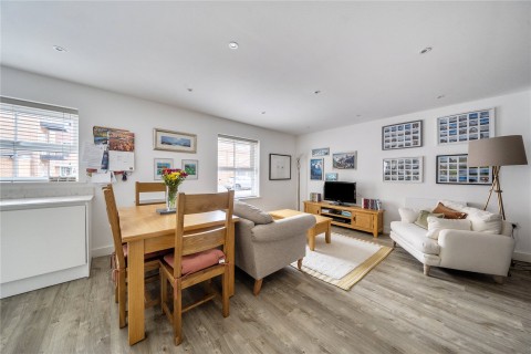 Click the photo for more details of Albright Gardens, Walton-On-Thames, Surrey