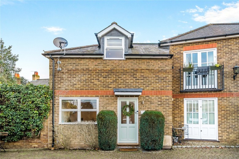 Click the photo for more details of North Road, Hersham, Walton-On-Thames