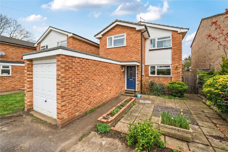 Click the photo for more details of Marlborough Close, Walton-On-Thames, Surrey