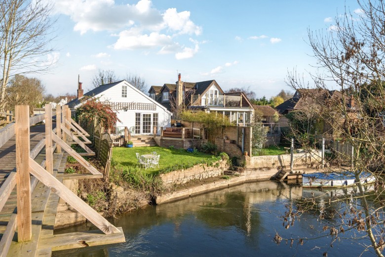 Click the photo for more details of The Creek, Lower Sunbury, Surrey