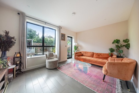 Click the photo for more details of Harlow Gardens, Kingston Upon Thames