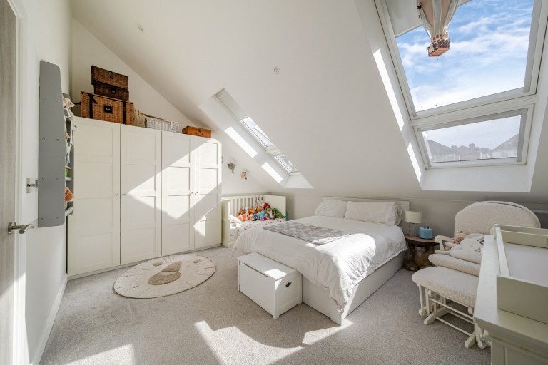 Images for Harlow Gardens, Kingston Upon Thames