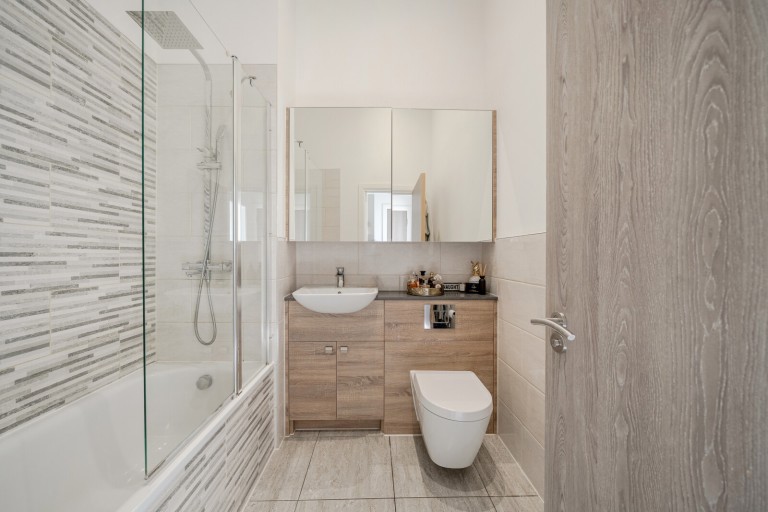 Images for Harlow Gardens, Kingston Upon Thames