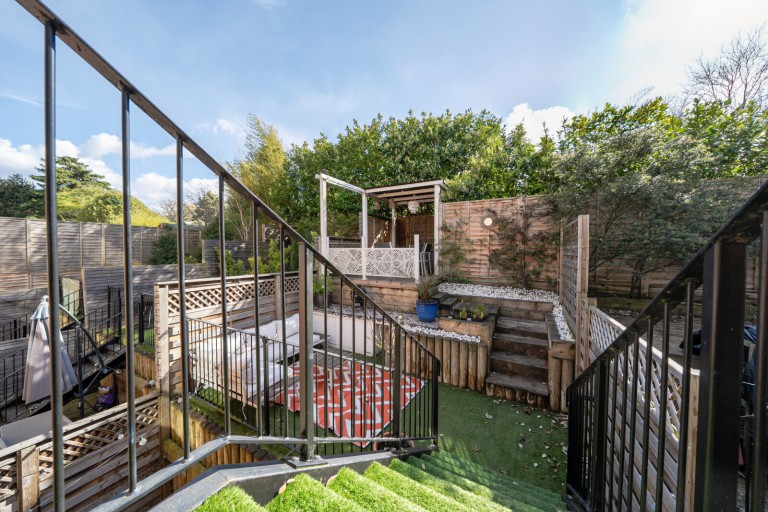 Images for Harlow Gardens, Kingston Upon Thames