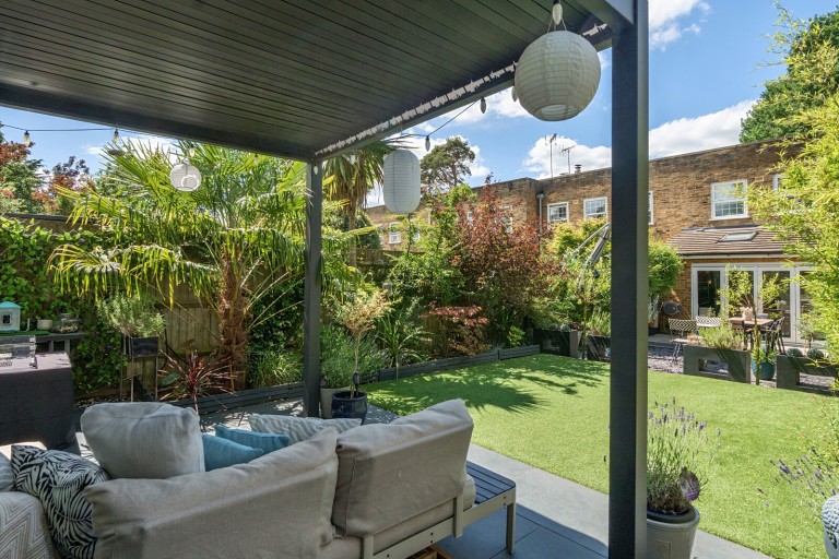 Images for Oatlands Drive, Weybridge, Surrey