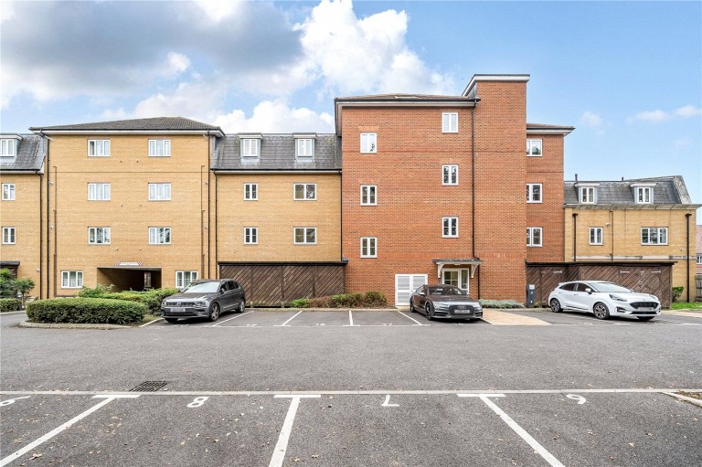 Images for Alderson Grove, Hersham, Walton-On-Thames