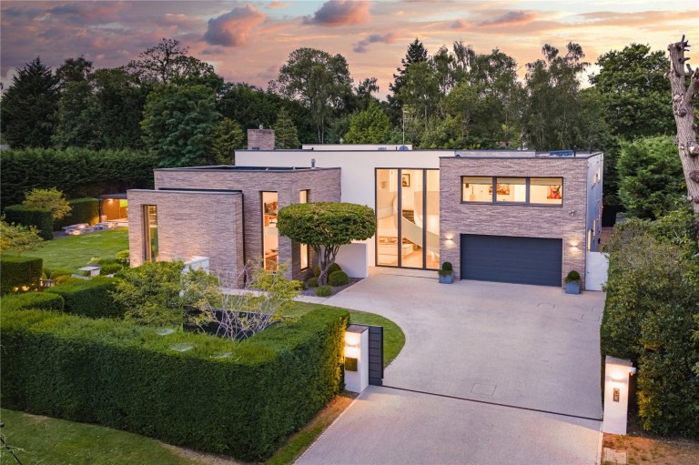 Images for Eriswell Crescent, Burwood Park, Walton-On-Thames