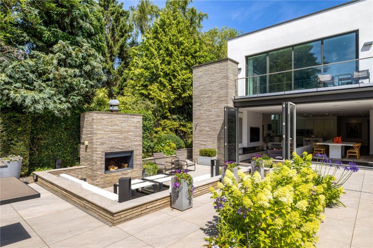 Images for Eriswell Crescent, Burwood Park, Walton-On-Thames