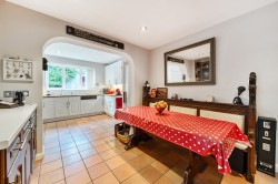 Images for Minsterley Avenue, Shepperton