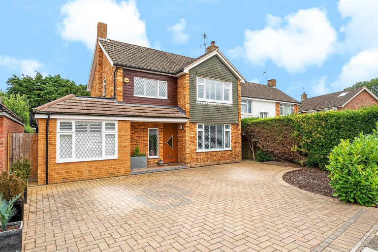 Images for Minsterley Avenue, Shepperton