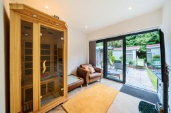 Images for Minsterley Avenue, Shepperton