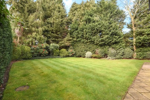 Click the photo for more details of Stompond Lane, Walton-On-Thames, Surrey