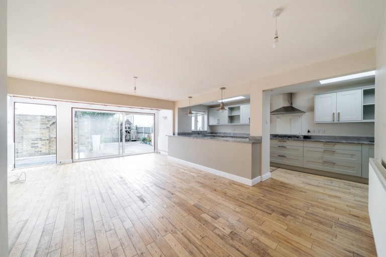 Images for Sandhills Meadow, Shepperton