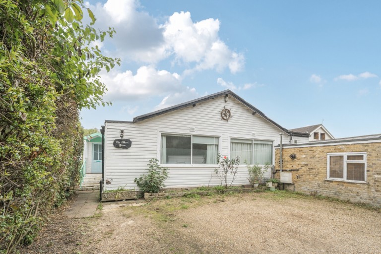 Images for Sandhills Meadow, Shepperton