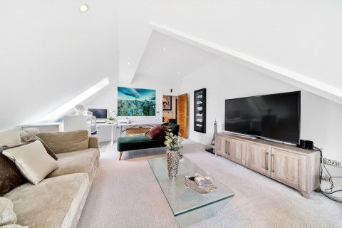 Click the photo for more details of Fairmile Lane, Cobham, KT11