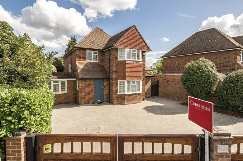 Click the photo for more details of Sidney Road, Walton On Thames, Surrey