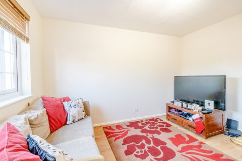 Click the photo for more details of Shaw Drive, Walton-On-Thames, KT12