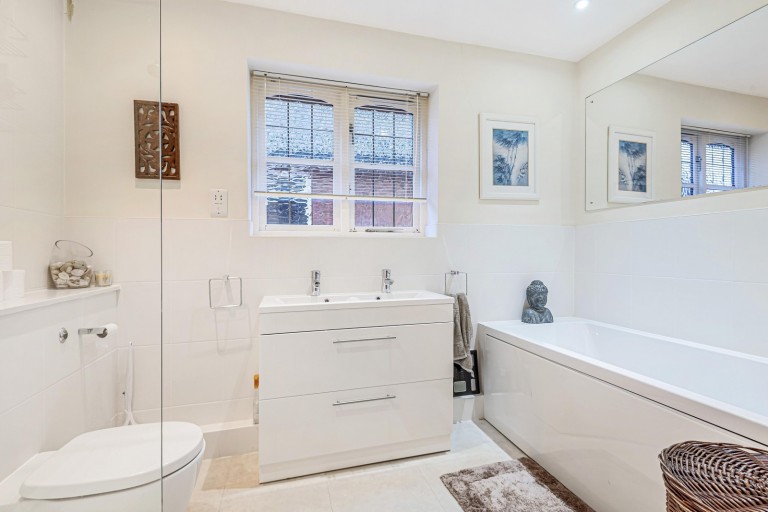 Images for Midway, Walton On Thames, Surrey