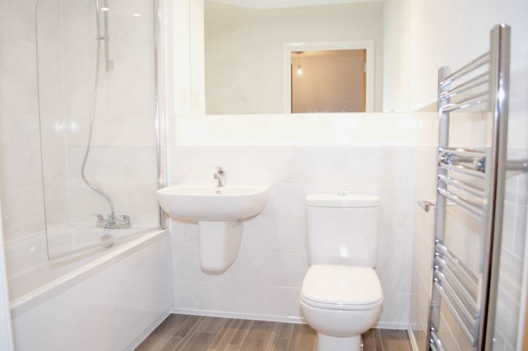 Images for 2-6 Green Lane, Shepperton, TW17