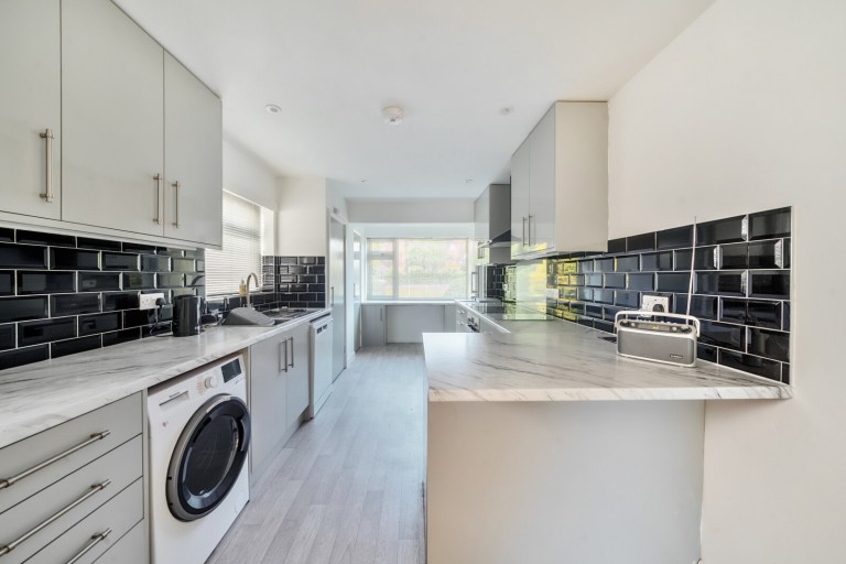 Images for Between Streets, Cobham, Surrey
