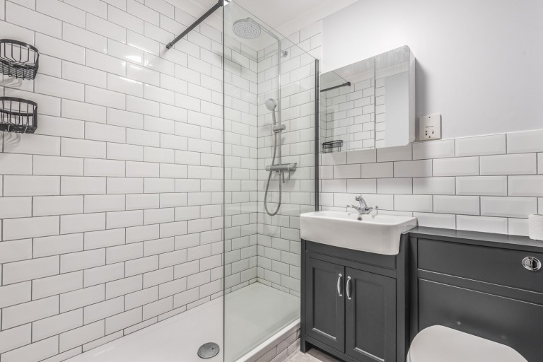 Images for Shepperton, Surrey