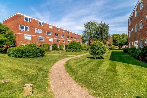 Click the photo for more details of Rodwell Court, Hersham Road, Walton-On-Thames, KT12