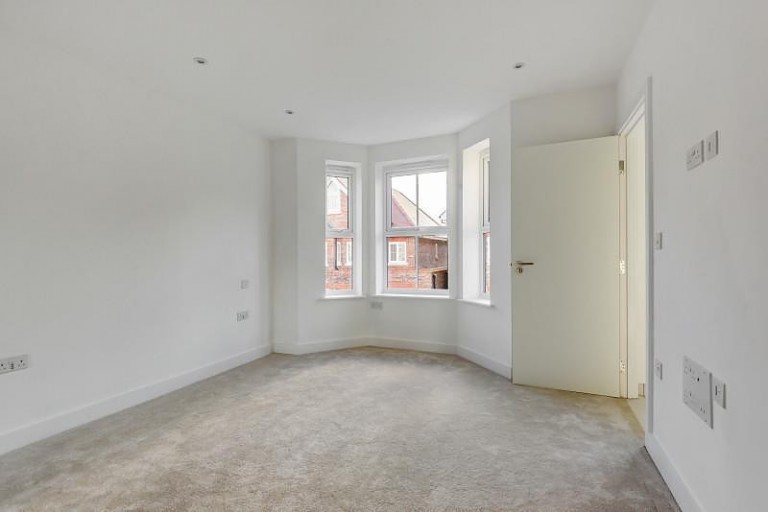 Images for Albright Gardens, Walton On Thames, Surrey