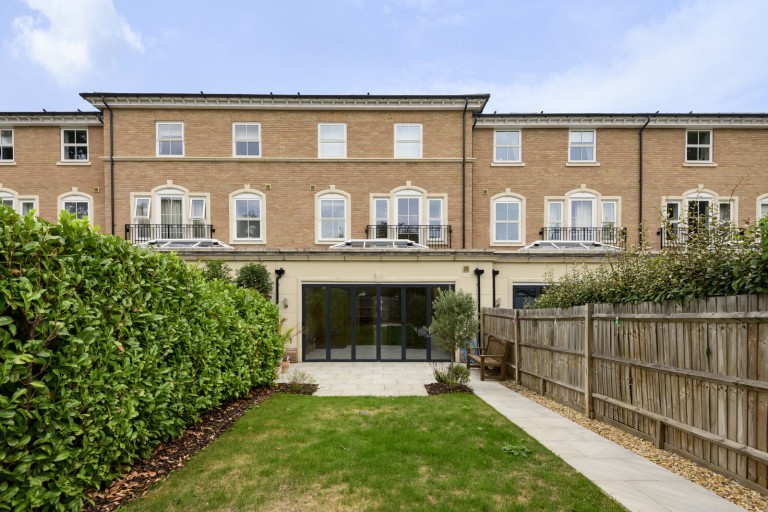 Images for Oatlands Chase, Weybridge, Surrey