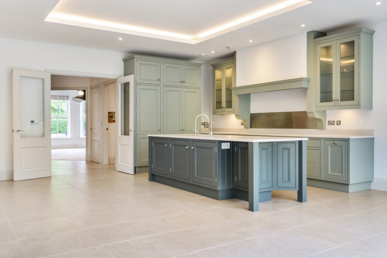 Images for Oatlands Chase, Weybridge, KT13