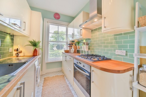 Click the photo for more details of Bridge Road, East Molesey, KT8