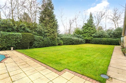 Click the photo for more details of Ince Road, Burwood Park, Walton-On-Thames, KT12