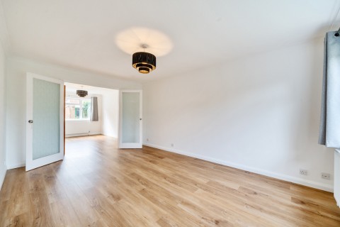 Click the photo for more details of Cottimore Lane, Walton-On-Thames, KT12