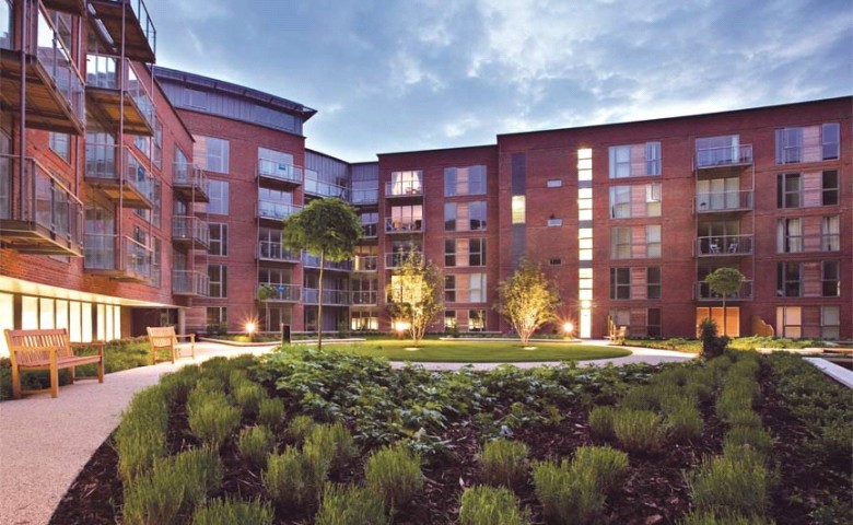 Click the photo for more details of The Heart, Walton-On-Thames, KT12
