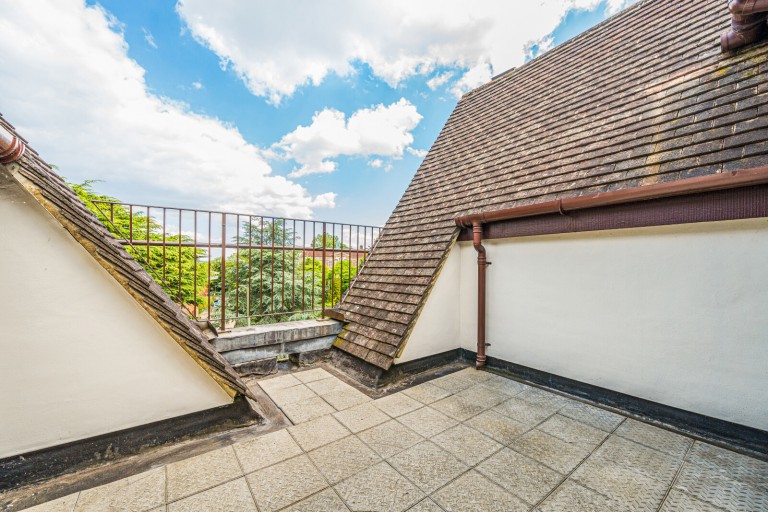 Images for Station Road, Leatherhead, Surrey