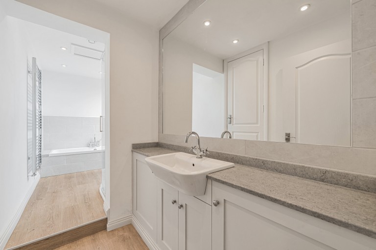 Images for Station Road, Leatherhead, Surrey