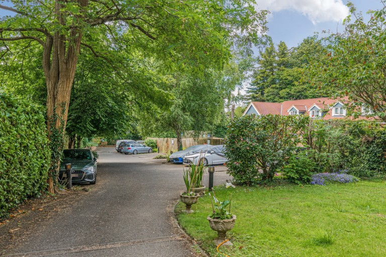 Images for Station Road, Leatherhead, Surrey