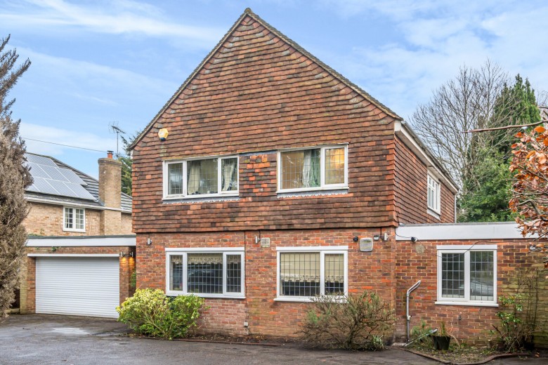 Click the photo for more details of Sandy Lane, Cobham, KT11