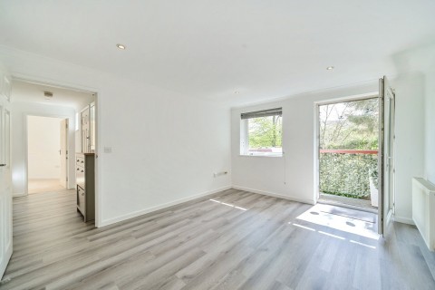 Click the photo for more details of Station Avenue, Walton-On-Thames, Surrey
